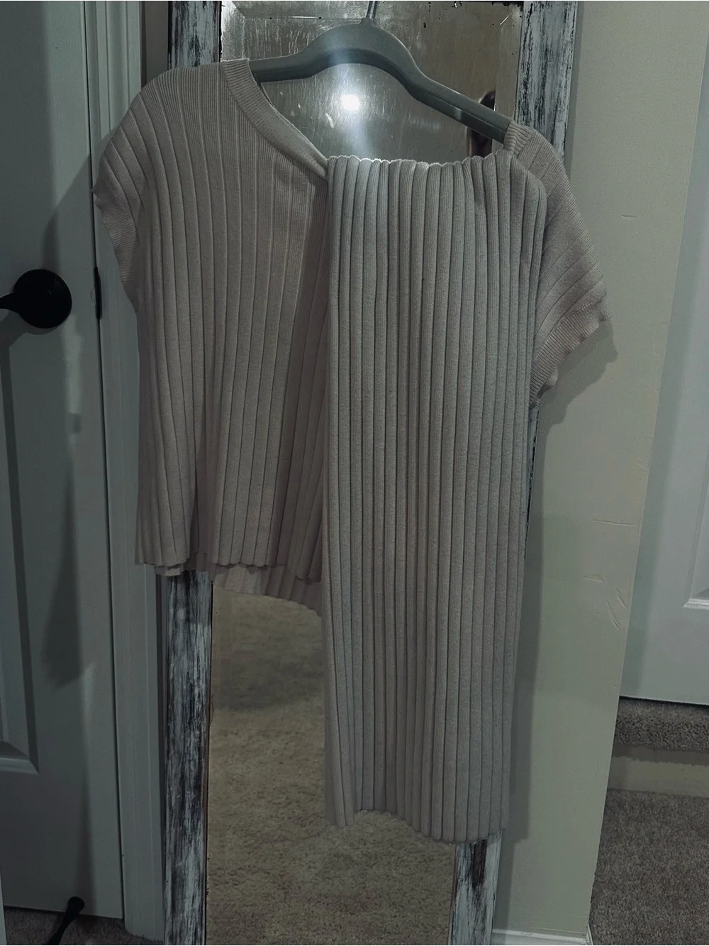 Ribbed Short-Sleeve Sweater Top in Light Taupe with matching pants